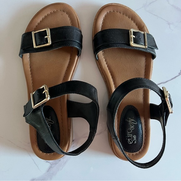 Sandals like new - Picture 2 of 3